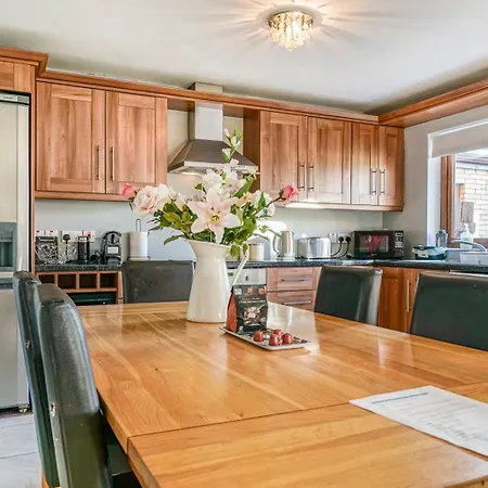 3 Bed House, Quiet Location Close To Bangor Exterior photo