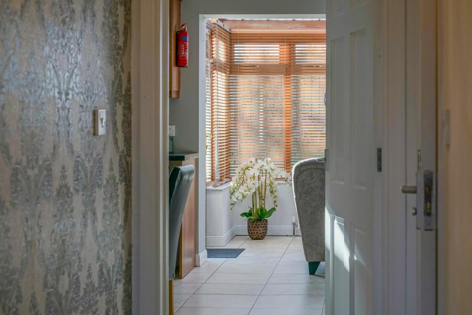 3 Bed House, Quiet Location Close To Holiday home Bangor (Down)
